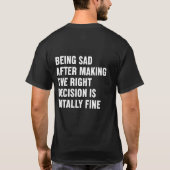 何も変わらないままでは何も変わらない Tシャツ (裏面)