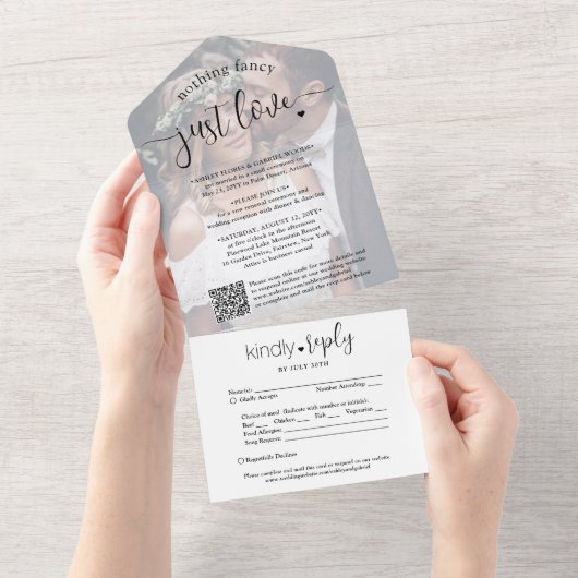 何も特別なものはない、ただ愛を誓う小さな式と写真 オールインワン招待状 (貼ってはがせる)