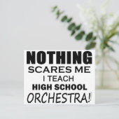 何も私の高校のオーケストラを怖がらせる ポストカード (スタンド正面)