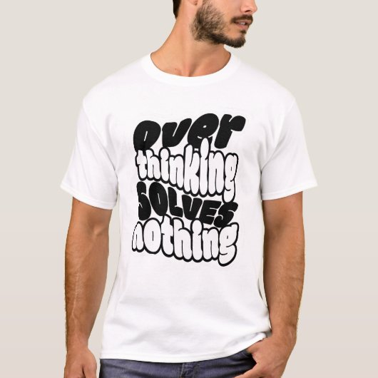 何も解決しない考えすぎ スケートボード ストリートウェア Tシャツ (正面)