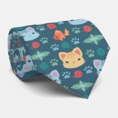 何よカッコいい青と黄色の子ネコ ネクタイ (ロール)
