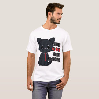 何をしているのかわからない猫のTシャツ Tシャツ