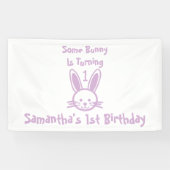 何人かのバニーが一つの誕生日を回している 横断幕 (横)