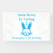 何人かのバニーが一つの誕生日を回している 横断幕 (横)