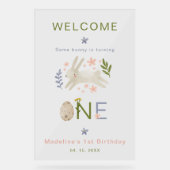 何人かのバニーが1人の女の子を回している1st誕生日パーティー アクリルサイン (正面)