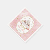 何人かのバニーが5誕生日を回っている スタンダードカクテルナプキン (角)