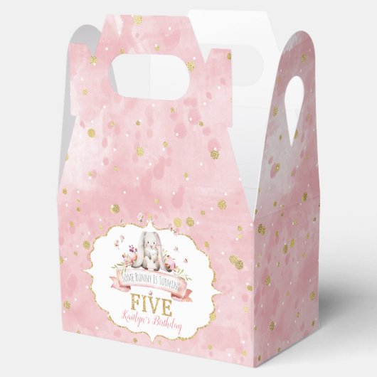 何人かのバニーが5誕生日を回っている フェイバーボックス (オープン)