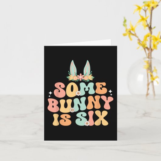 何人かのバニーは男の子のための6番目の誕生日パーティーである カード (黄色い花)