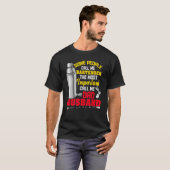 何人かの人々は私をバーテンダー最もインポートと呼ぶ Tシャツ (正面フル)