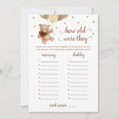 何歳の彼らは赤ちゃんシャワーTeddyクマのカードをゲーム 招待状 (正面)