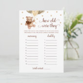 何歳の彼らは赤ちゃんシャワーTeddyクマのカードをゲーム 招待状 (スタンド正面)