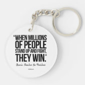 何百万の人々が立つ時 キーホルダー (裏面)