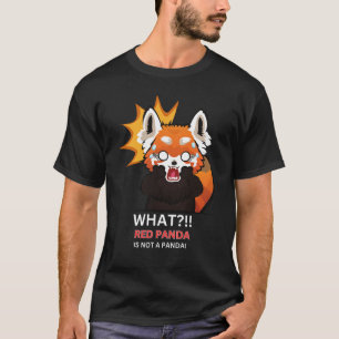 何?!!赤パンダはパンダではない! Tシャツ