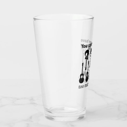 余りにも多くのギター タンブラーグラス (右)