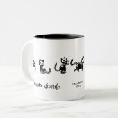 余生の良いネコのマグカップを持っている ツートーンマグカップ (正面左)