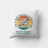 作家ではないファイター作家NaNoWriMo クッション (裏面)