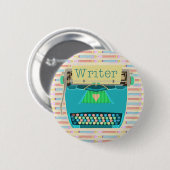 作家のタイプライターのかわいいレトロのモダンな水の青 缶バッジ (正面&裏面)