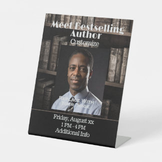 作家本棚の背景の台座看板を満たす 台座サイン