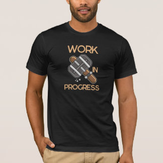 作業中のハンマーT型 – 編集可能文字 Tシャツ