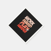 作業懸命遊懸命必須 – 労働日 スタンダードカクテルナプキン (角)