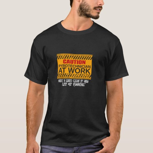 作業現場の火打ち技おもしろい術師に警告注意する Tシャツ (正面)