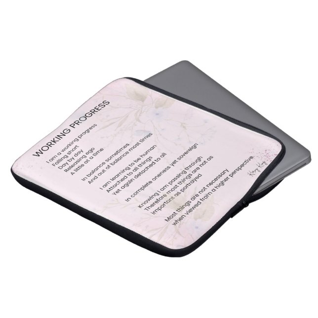 作業進捗勇気付けられるの高揚げ詩 ラップトップスリーブ (正面上部)