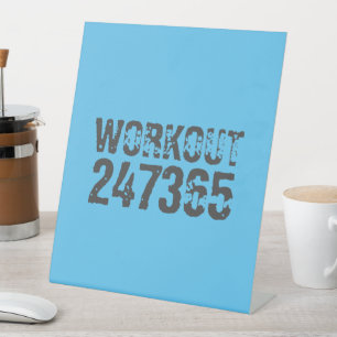 使い込まれたような風合いのWorkout 247365 ブルー 台座サイン