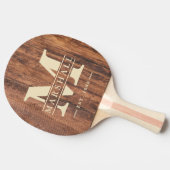 使い込まれたカッティングボードのモノグラムと名前のオーバーレイ 卓球ラケット (横)