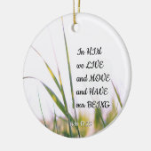 使徒行伝第17章28節は彼の中に住み、聖書の節を動かす セラミックオーナメント (左)