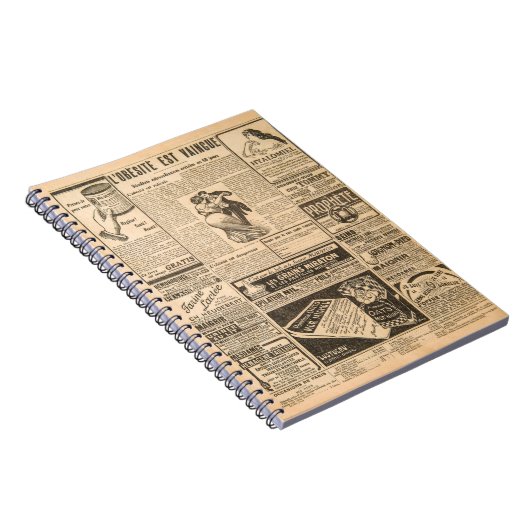 使用された紙の背景。viの古い新聞ページ ノートブック (右側)