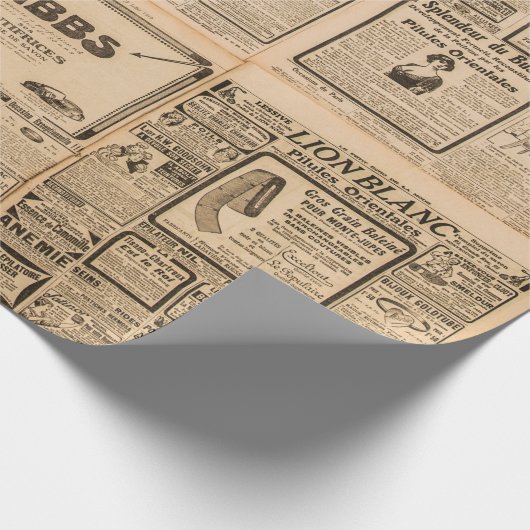 使用された紙の背景。vinの古い新聞のページ ラッピングペーパー (角)