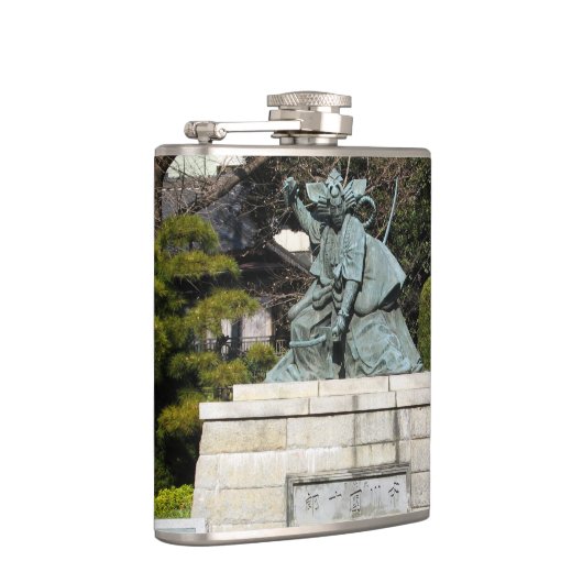 侍鎌倉権五郎景正歌舞伎像 フラスク (右)