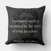 価値の定義： Marcus Aurelius on Values クッション (正面)