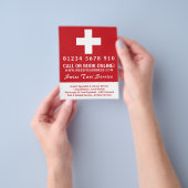 価格表付きスイスタクシー会社のフラグ チラシ (手)