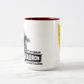 侵入者のコーヒー・マグ ツートーンマグカップ (中央)