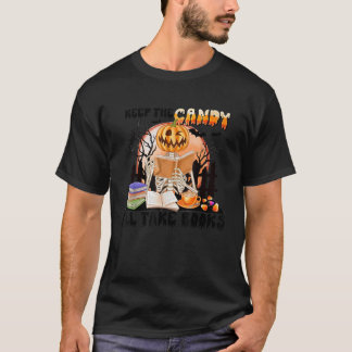保お菓子で本を持って行くスケルトンかぼちゃファ Tシャツ