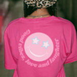保名門私立校風の驚くべきスローガンsmilie顔ピンク tシャツ<br><div class="desc">スタイル名門私立校風のチャイルドの自信ブースターシャツ。パステル読ピストライプンクに星の目と虹の顔を浮かべた笑顔の顔と逆Tシャツデザインに笑顔のを浮かべたアクアブルー。自分の選択でパーソナライズする前面と背面の両方の表現の読、現在は素晴らしいとこ保の美しい美しい方法では、バックのスマイル顔良いバイブ読、愛と笑い。オリジナルグラフィックアートとデザインby www.mylittleeden.com on Zazzle.</div>