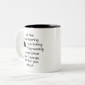 保守派を振る神Fearingガントーティング国旗 ツートーンマグカップ (正面左)