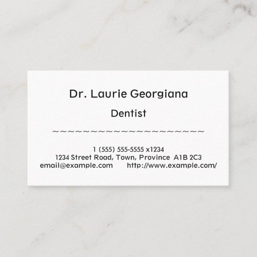 保守的で謙虚な名刺 名刺 (正面)