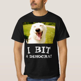 保守的な犬のTシャツ Tシャツ