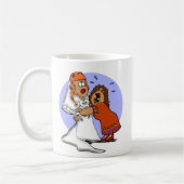 保持する コーヒーマグカップ (左)