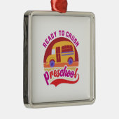 保育園を潰す準備ができている メタルオーナメント (右)