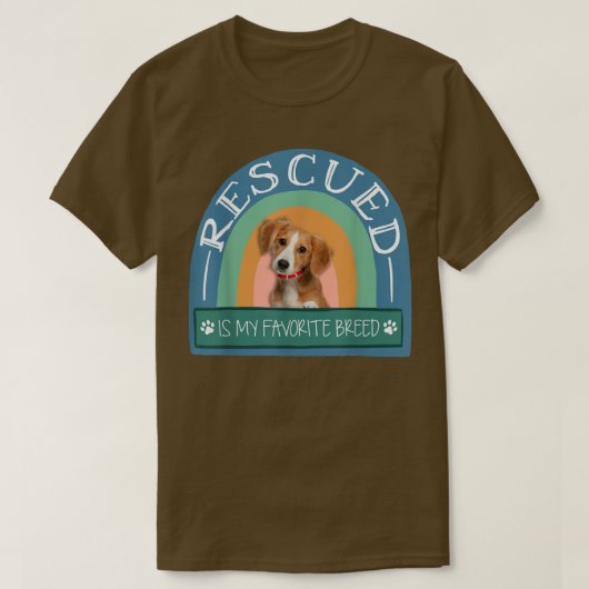 保護された私のお気に入りの品種は犬のペットを養子にする Tシャツ (デザイン正面)