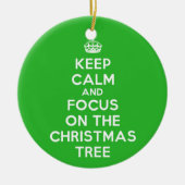 保静かにクリスマスの木に集中せよおもしろい。 セラミックオーナメント (正面)