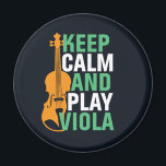 保Calm and遊 ViolaヴィンテージViolist マグネット<br><div class="desc">ヴィンテージレトロなオーケストラ音楽ファンのデザイン遊は、音楽バンドや交響楽団の弦ミュージカル楽器のためのそれらの。バイオカッコいいリクラシカルスト、バイオリニスト、ミュージシャン、アーティストのための音楽の恋人の商品。バイオリン先生、オーケストラのファン、バイオリン好き遊や音楽好きの人に最適。お土産、素晴らしクリスマスプレゼント、家族や友人のための誕生日プレゼント。</div>