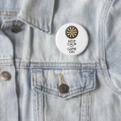 保CALM AND GAME ON - Dart Board 缶バッジ (インサイチュ)