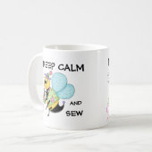 保Calm and Sew Whimsy Honey Bee Art コーヒーマグカップ (正面左)