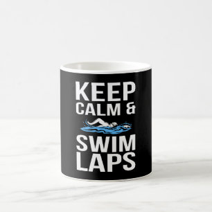 保Calm & Swimラおもしろいップ泳ぐ人ミーム コーヒーマグカップ