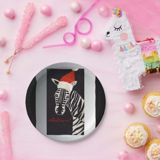 信じて下さい! サンタの赤い帽子を持つクリスマスのシマウマ ペーパープレート (パーティー)