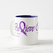 信じて下さい"紫色のマグ"を ツートーンマグカップ (正面左)